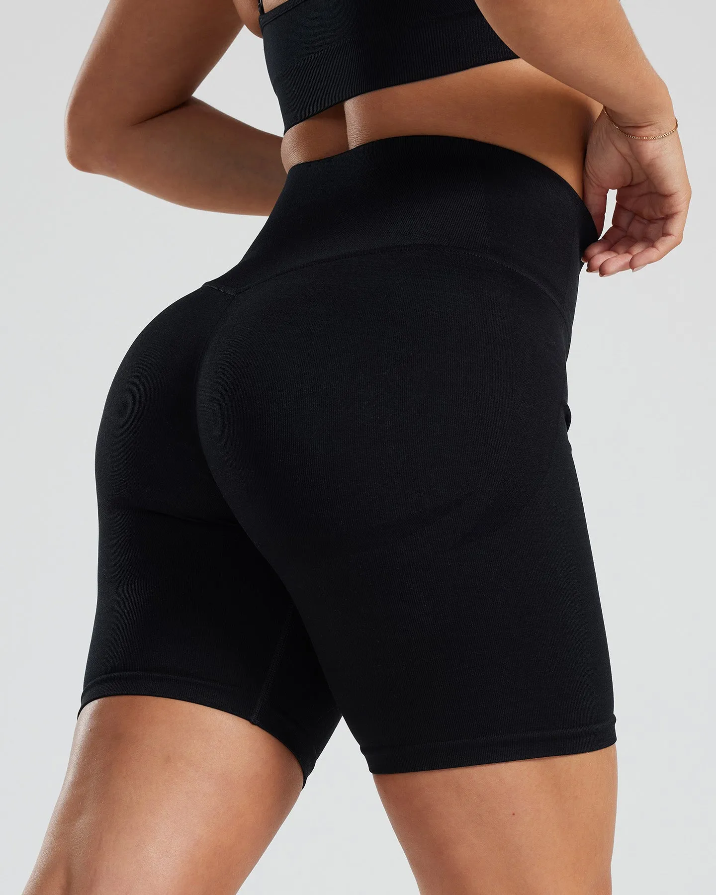 Motion Seamless Cycling Shorts | Black