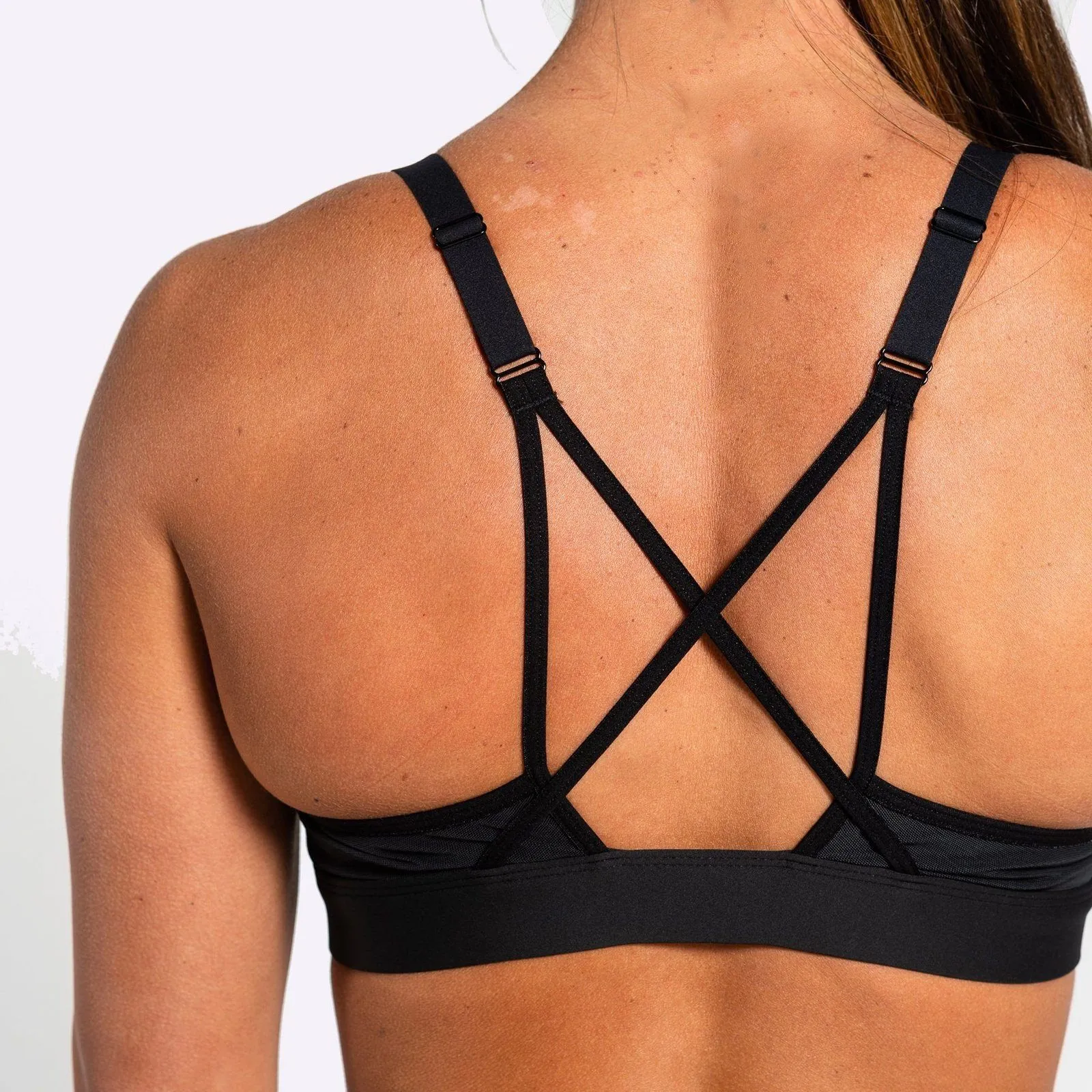 Reebok - Women's Hero Medium-Impact Strappy Bra - BLACK